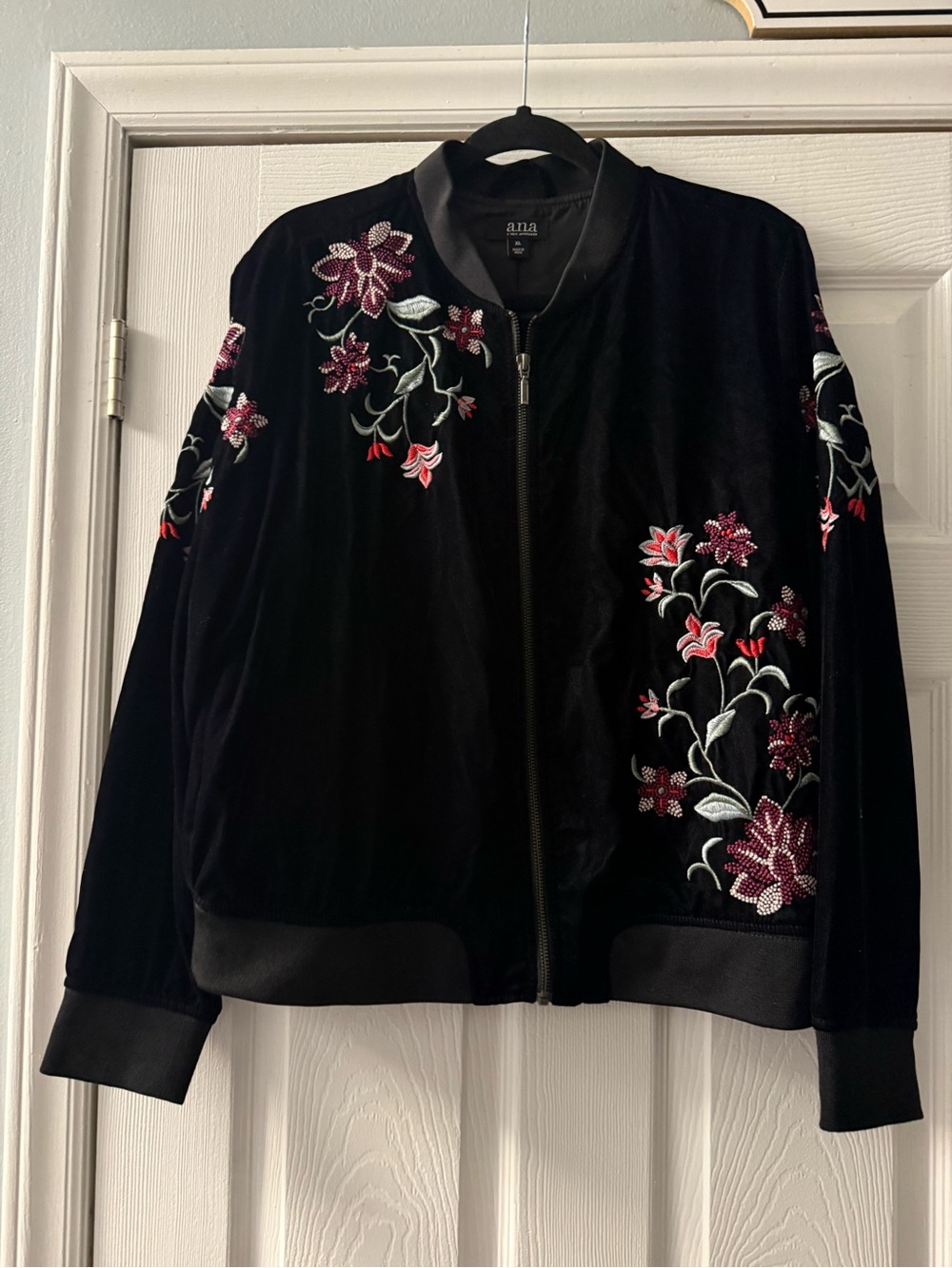 a.n.a. Black Floral Embroidered Velour Full Zip Jacket Size XL